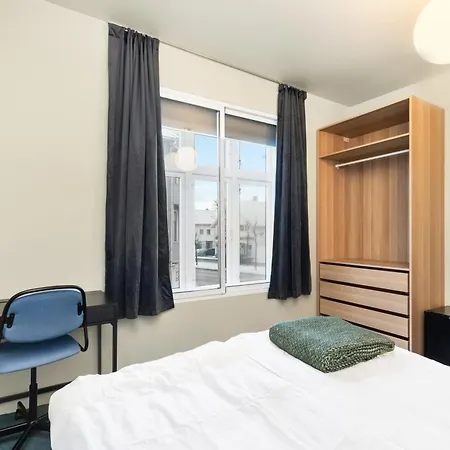 - Bedroom With Private Bathroom Gasthuis 4*