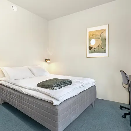 - Bedroom With Private Bathroom 3*