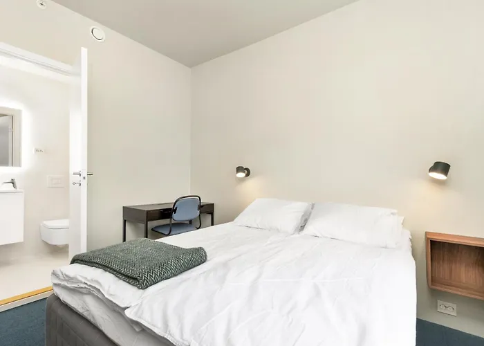 - Bedroom With Private Bathroom Stavanger